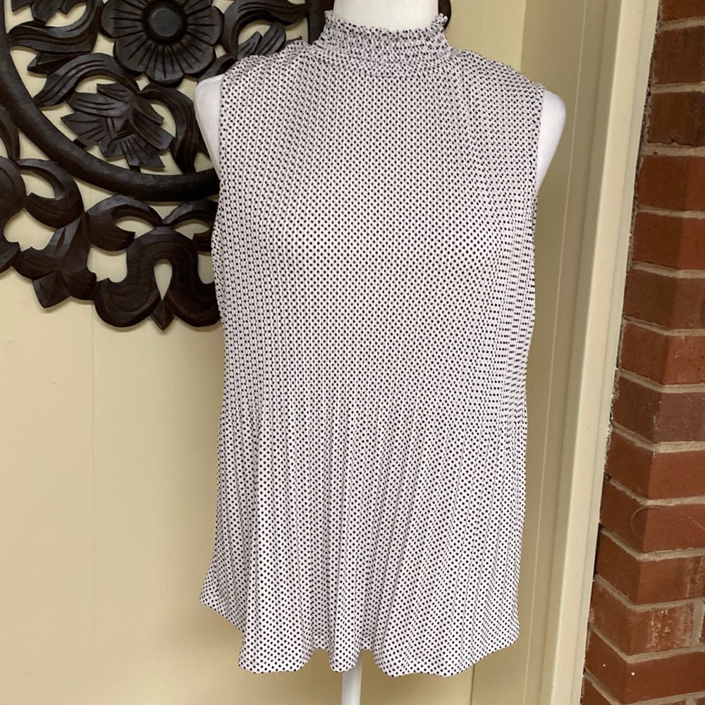 Adrianna Papell polka dot sleeveless blouse